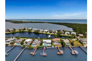 4260 NE Joes Point Rd, Stuart, FL 34996, Sold 07/27/20