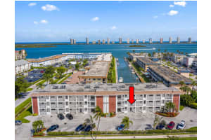236 Castlewood Dr, North Palm Beach, FL 33408, Sold 07/16/20