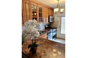 400 NE 20th St APT B302, Boca Raton, FL 33431, Sold 04/13/20
