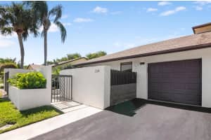 234 SW 28th Ave, Delray Beach, FL 33445, Sold 05/01/20