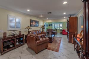 708 Whippoorwill Ln, Delray Beach, FL 33445, Sold 05/14/20