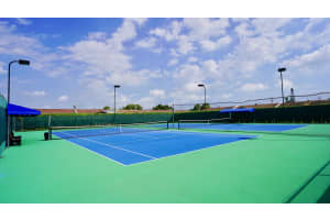 5160 Las Verdes Cir, Delray Beach, FL 33484, Sold 04/17/20