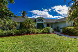 3247 NE Kapoc Ct, Jensen Beach, FL 34957, Sold 08/31/20