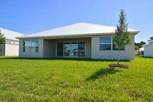 317 11th Square SW, Vero Beach, FL 32962, Sold 10/01/20