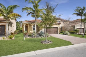 MLS# R10607126, Lake Worth, Florida 33463