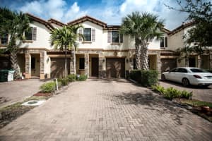 4039 Devenshire Ct, Coconut Creek, FL 33073, Sold 10/08/20