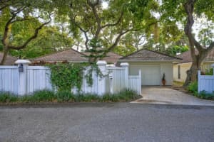 11362 12 Oaks Way, North Palm Beach, FL 33408, Sold 05/27/20