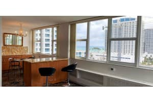 3003 Terramar St, Fort Lauderdale, FL 33304, Sold 04/27/20