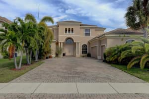 9117 Pineville Dr, Lake Worth, FL 33467, Sold 08/21/20
