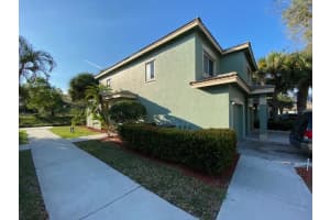 250 Crestwood Cir, Royal Palm Beach, FL 33411, Sold 06/11/20