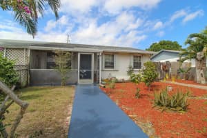 942 Sumter Rd W, West Palm Beach, FL 33415, Sold 04/30/20