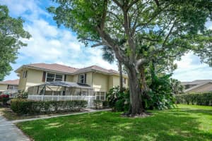 31 Clinton Ct, Royal Palm Beach, FL 33411, Sold 05/29/20