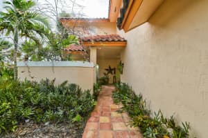 10325 NW 46th St, Doral, FL 33178, Sold 06/16/20