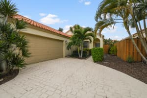 2519 La Cristal Cir, West Palm Beach, FL 33410, Sold 05/18/20
