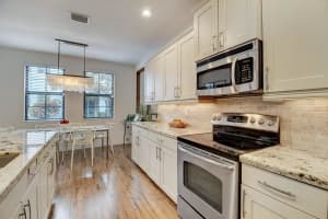 147 Astor Cir, Delray Beach, FL 33484, Sold 05/12/20