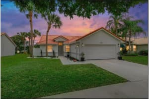 3752 S Lancewood Pl, Delray Beach, FL 33445, Sold 06/26/20