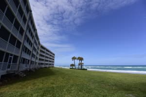 250 S Beach Rd, Tequesta, FL 33469, Sold 07/10/20