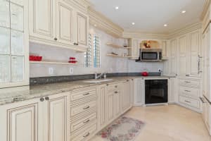 100 SE 5th Ave PH 9, Boca Raton, FL 33432, Sold 08/14/20