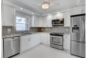 3040 Lake Shore Dr, Riviera Beach, FL 33404, Sold 07/14/20