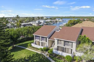 3215 S Lakeview Cir, Fort Pierce, FL 34949, Sold 05/29/20