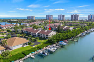 3215 S Lakeview Cir, Fort Pierce, FL 34949, Sold 05/29/20