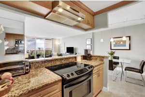 2121 N Ocean Blvd #1006e, Boca Raton, FL 33431, Sold 09/10/20