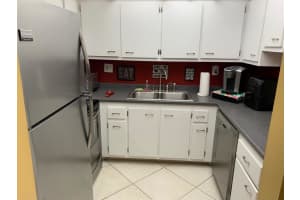704 SE 2nd Ave, Deerfield Beach, FL 33441, Sold 05/29/20