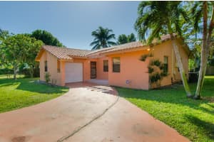 644 Davis Rd, Delray Beach, FL 33445, Sold 03/13/20