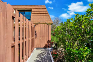 825 Center St #10b, Jupiter, FL 33458, Sold 04/07/20