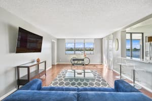 1542 Jupiter Cove Dr, Jupiter, FL 33469, Sold 10/30/20