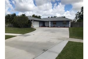5377 Sandhurst Cir N, Lake Worth, FL 33463, Sold 04/21/20