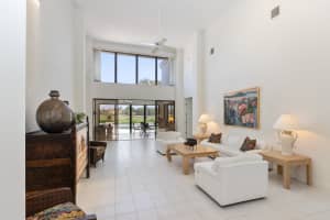 6933 SE Harbor Cir, Stuart, FL 34996, Sold 10/05/20