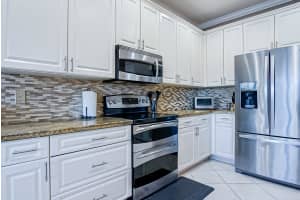 8343 Genova Way, Lake Worth, FL 33467, Sold 04/10/20