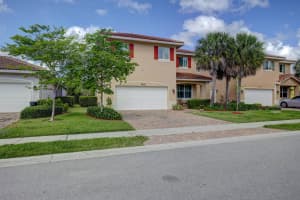5628 Caranday Palm Dr, Greenacres, FL 33463, Sold 09/22/20