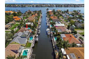 137 Lucina Dr, Hypoluxo, FL 33462, Sold 08/21/20