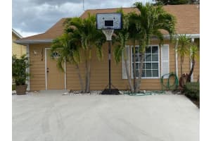 1634 Royal Forest Ct, West Palm Beach, FL 33406, Sold 09/01/20