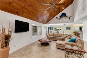 5212 Homeland Rd, Lake Worth, FL 33449, Sold 07/31/20