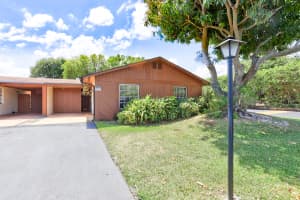 500 SE 27th Way, Boynton Beach, FL 33435, Sold 05/15/20