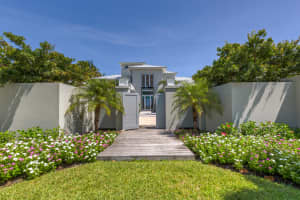 711 N Ocean Blvd, Delray Beach, FL 33483, Sold 02/12/21