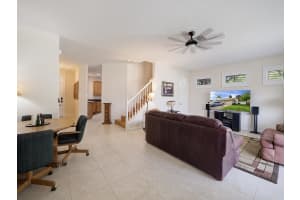 8073 Murano Cir, Palm Beach Gardens, FL 33418, Sold 06/02/20