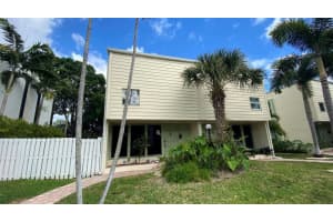 5440 NE 25th Ave, Fort Lauderdale, FL 33308, Sold 05/10/21