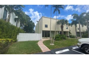 5440 NE 25th Ave, Fort Lauderdale, FL 33308, Sold 05/10/21