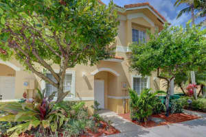 5909 Riverside Ave, Tamarac, FL 33321, Sold 06/25/20