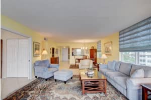 1 Harbourside Dr, Delray Beach, FL 33483, Sold 11/02/20