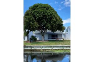 2986 Norway Pine Ln, Lake Worth, FL 33462, Sold 07/07/20