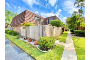 3922 Carolina Dr, Lake Worth, FL 33461, Sold 05/08/20