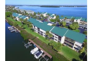 MLS# R10612334, Vero Beach, Florida 32960