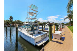 240 Captains Walk, Delray Beach, FL 33483, Sold 07/31/20
