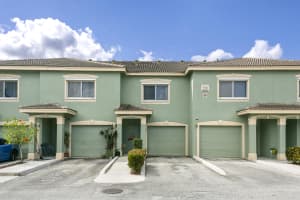 320 Crestwood Cir, Royal Palm Beach, FL 33411, Sold 04/30/20