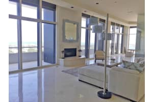 525 S Flagler Dr GPH4, West Palm Beach, FL 33401, Sold 12/03/20